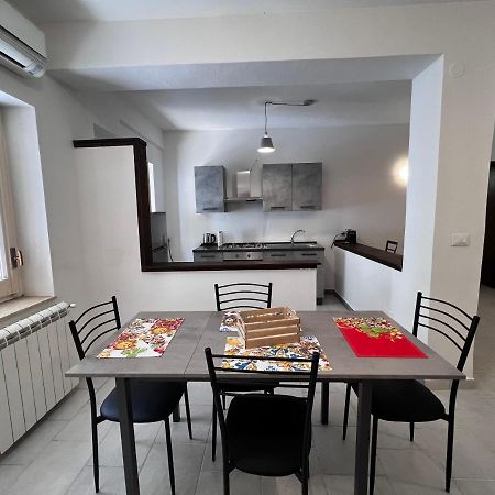 Casa Vacanze Febo Apartment Palermo Exterior foto